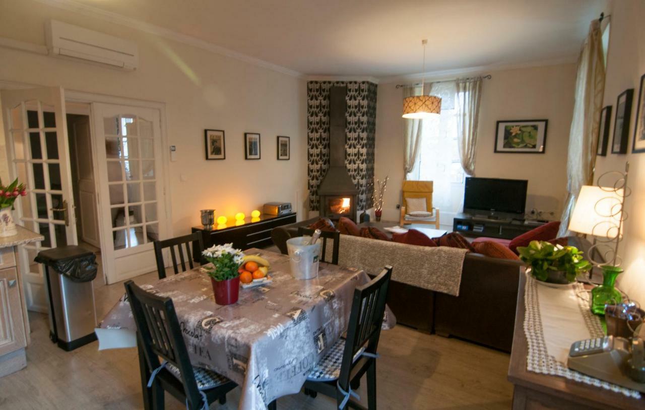 Appartements Ria Sirach Ngoại thất bức ảnh