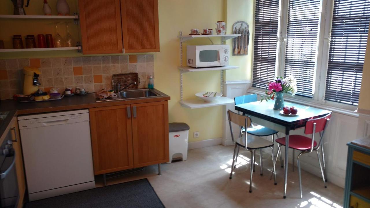 Appartements Ria Sirach Ngoại thất bức ảnh